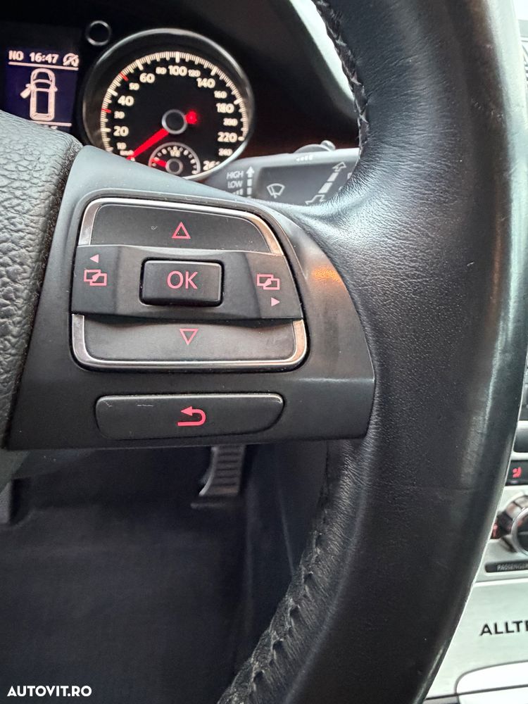 Volkswagen Passat 2.0 TDI BlueMotion Technology Highline - 26