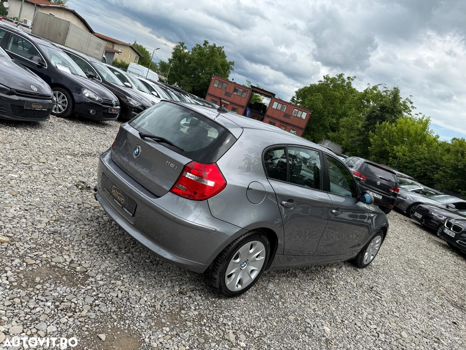 BMW Seria 1 116i - 22
