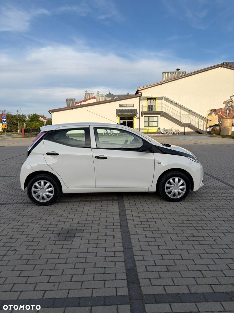 Toyota Aygo 1.0 VVT-i Sprint EU6 - 6