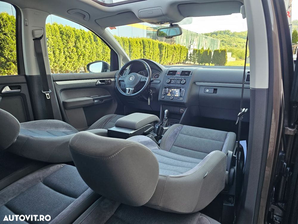 Volkswagen Touran 1.4 TSI DSG STYLE - 13