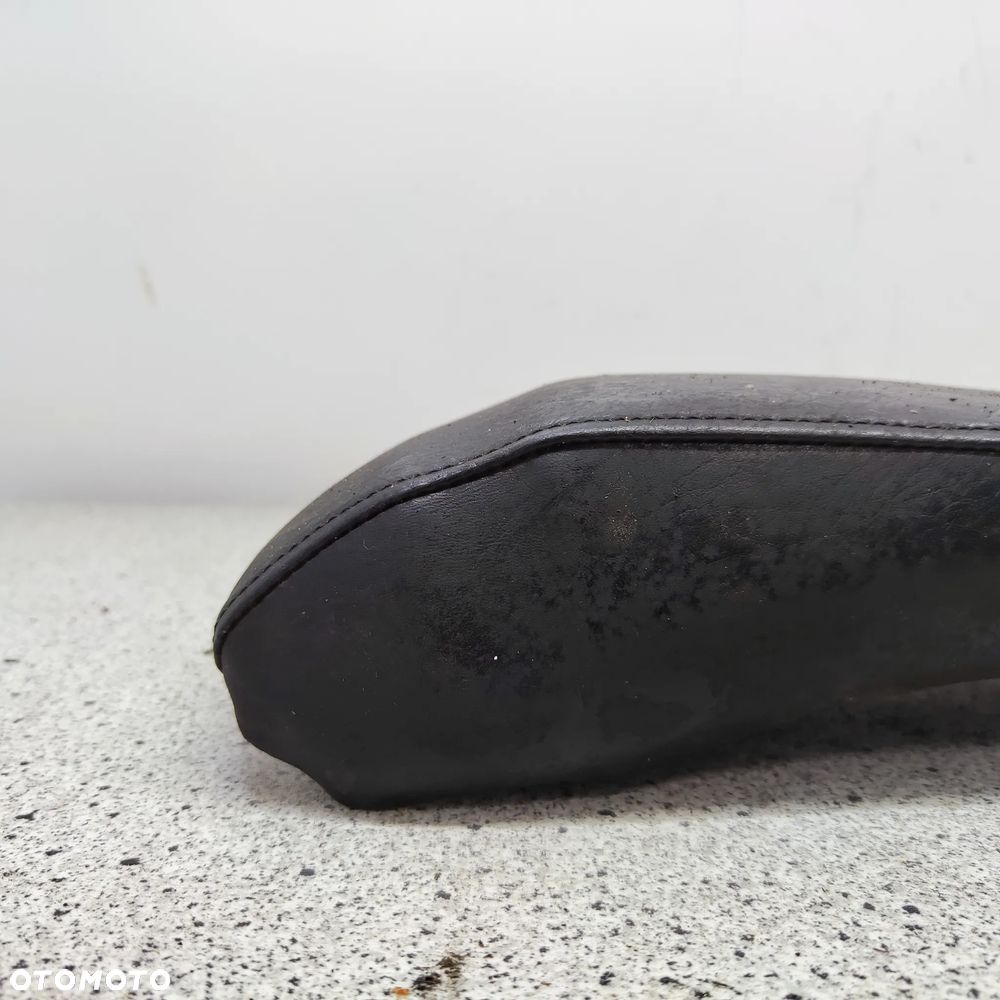 Kanapa, fotel tył, siedzenie pasażera Suzuki M800 Intruder 800 - 6