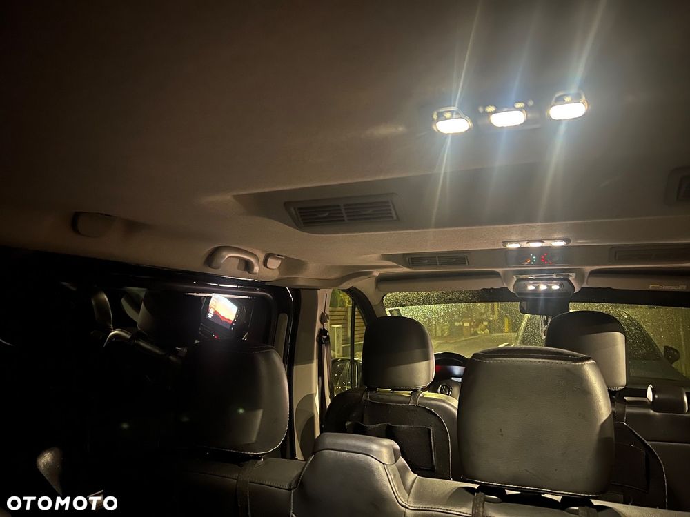 Renault Trafic Blue Grand Evolution - 19