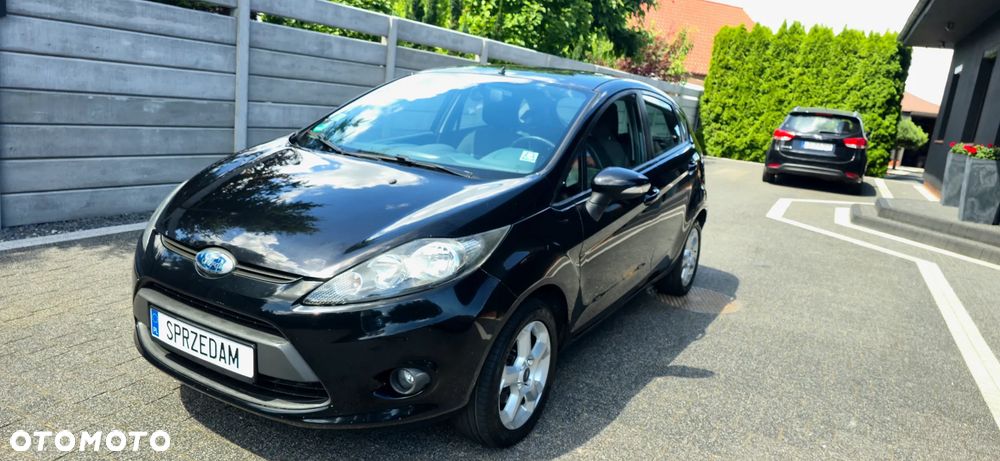 Ford Fiesta - 2