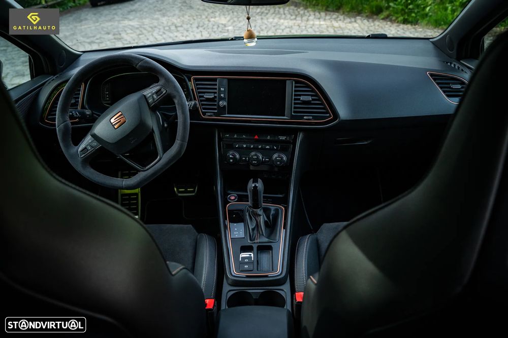 SEAT Leon ST 2.0 TSI S&S 4Drive DSG Cupra 300 Edition Carbon - 38
