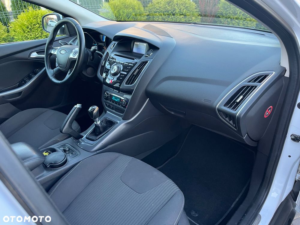 Ford Focus - 17
