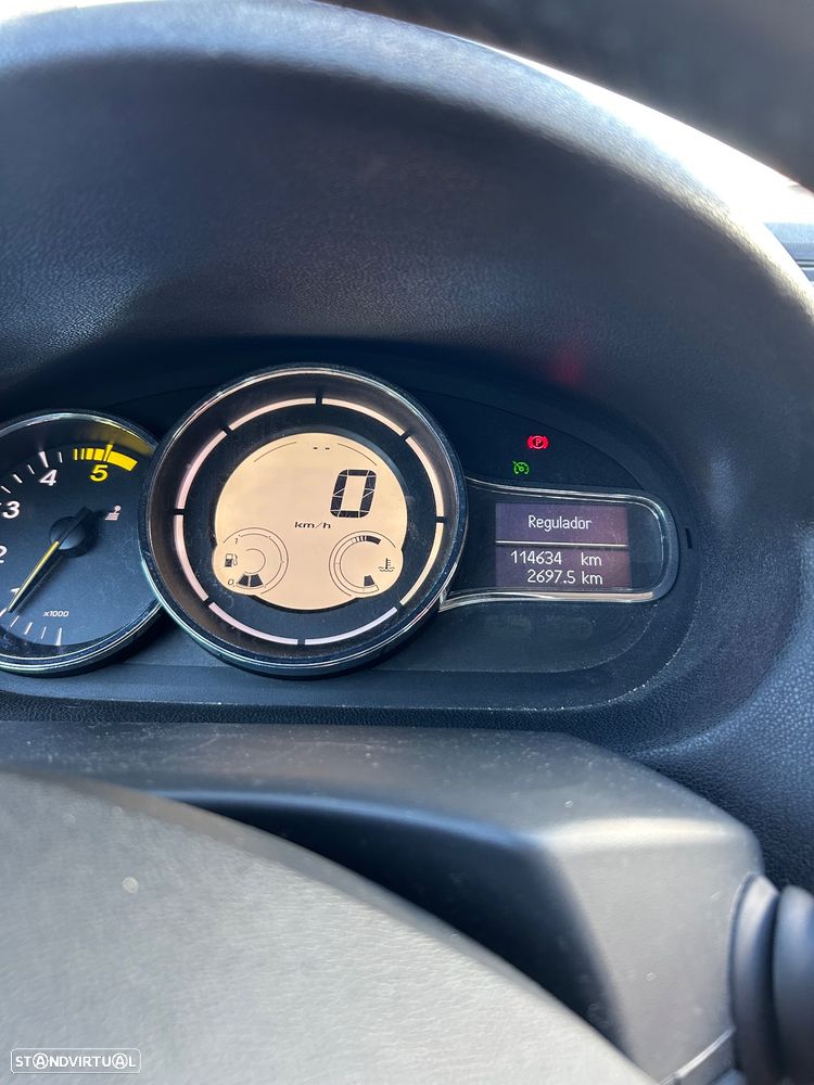 Renault Mégane 1.5 dCi Limited SS - 12