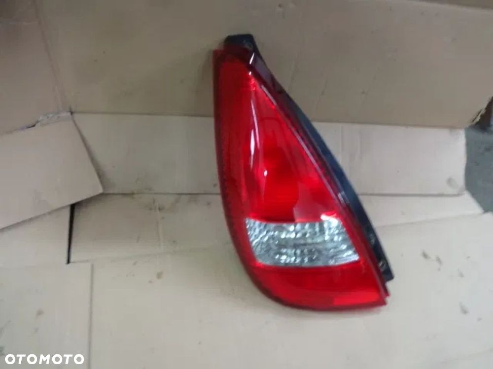 suzuki liana lampa tył lewa - 1
