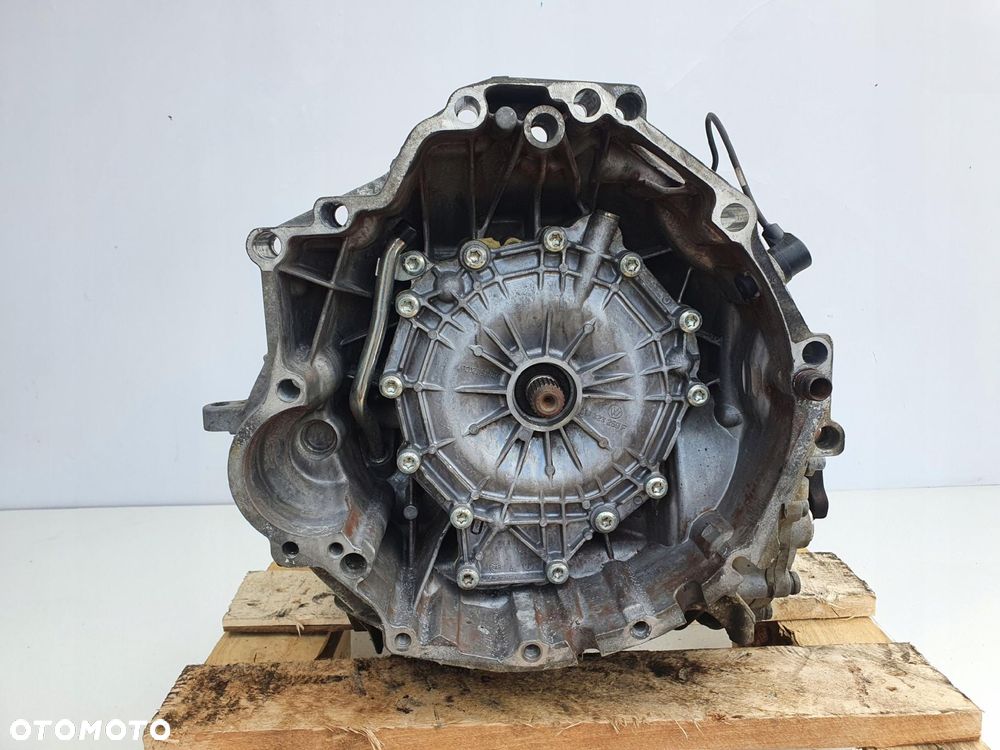 Audi A4 B6 2.4 V6 SKRZYNIA BIEGÓW multitronic GWQ - 12