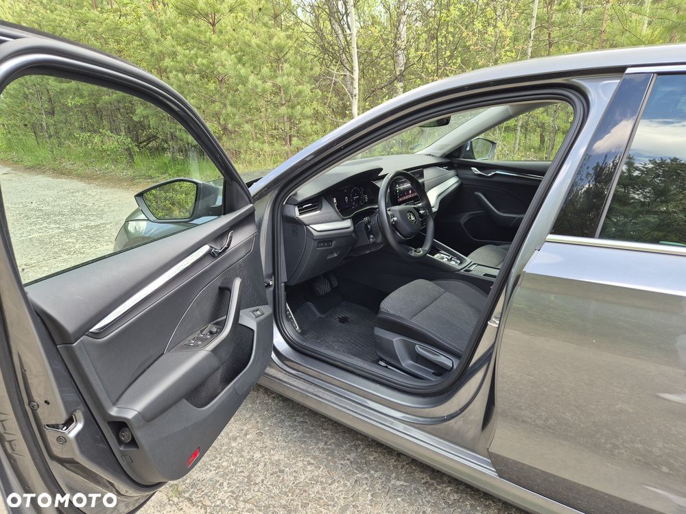 Skoda Octavia 2.0 TDI Style DSG - 27