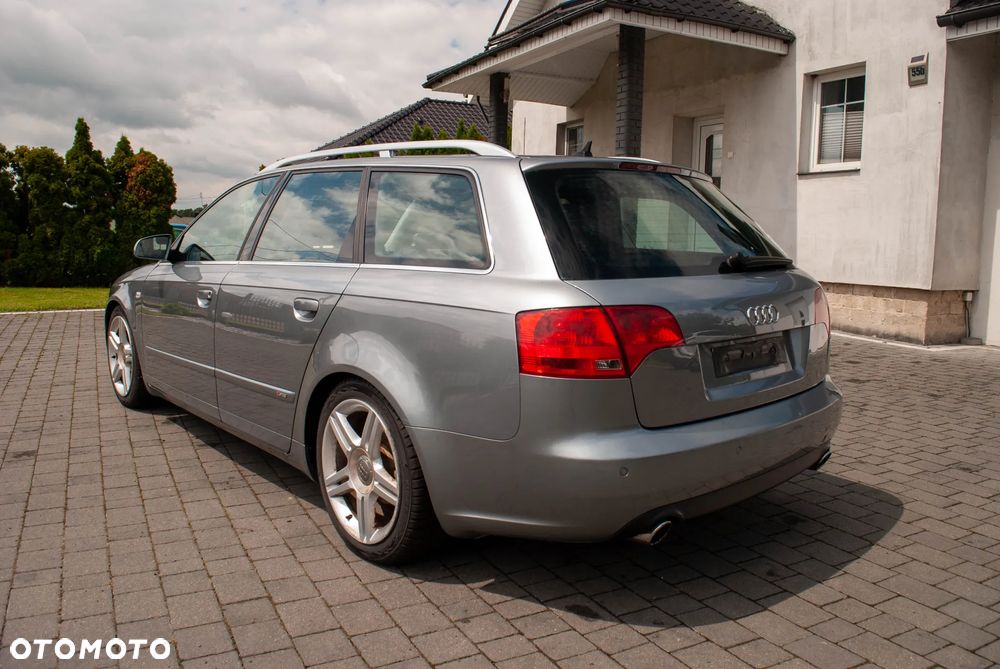 Audi A4 Avant 2.0 TDI DPF Quattro - 9