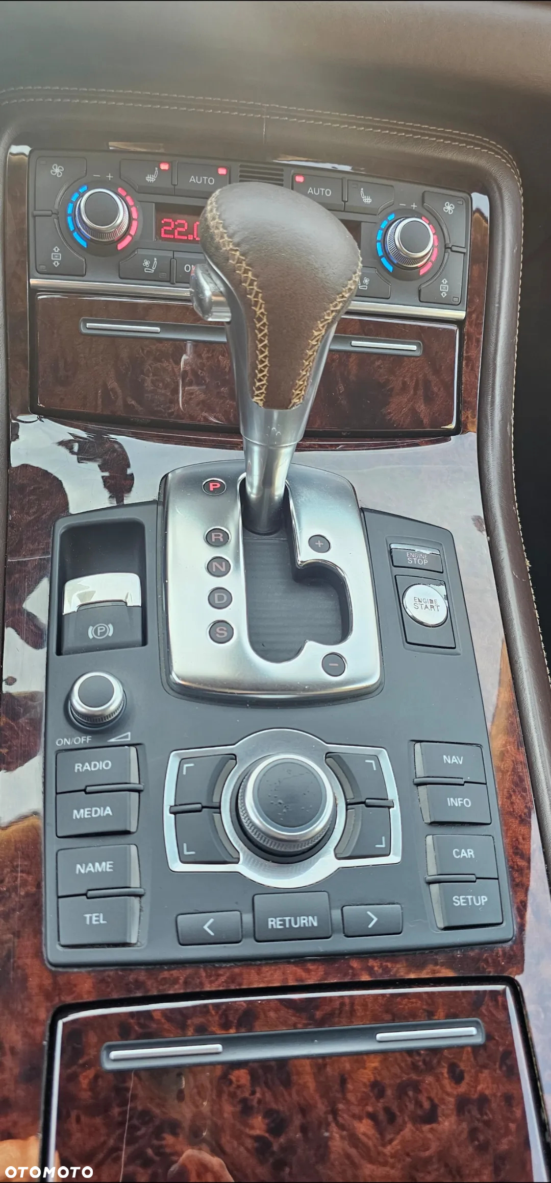Audi A8 4.2 FSI L Quattro - 5