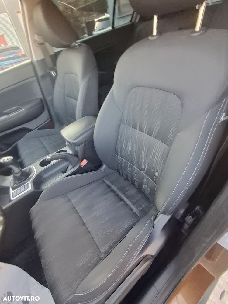 Kia Sportage 1.6 GDI 6MT 4x2 Classic - 10