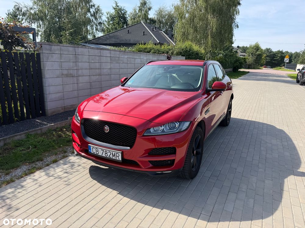 Jaguar F-Pace 2017 photo 4