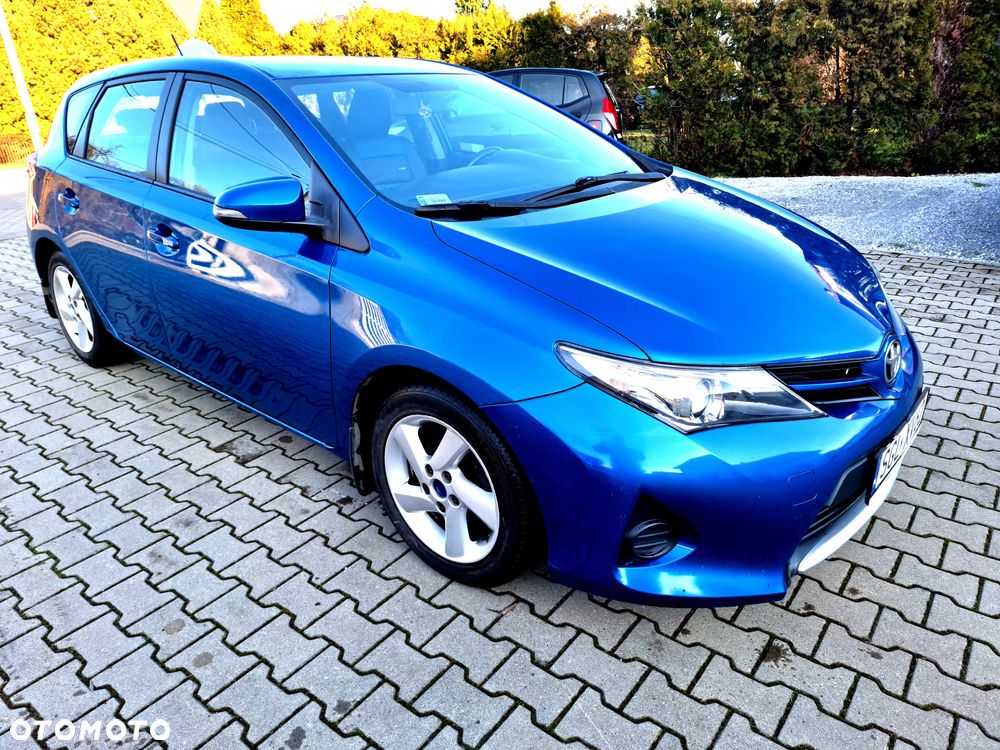 Toyota Auris - 22