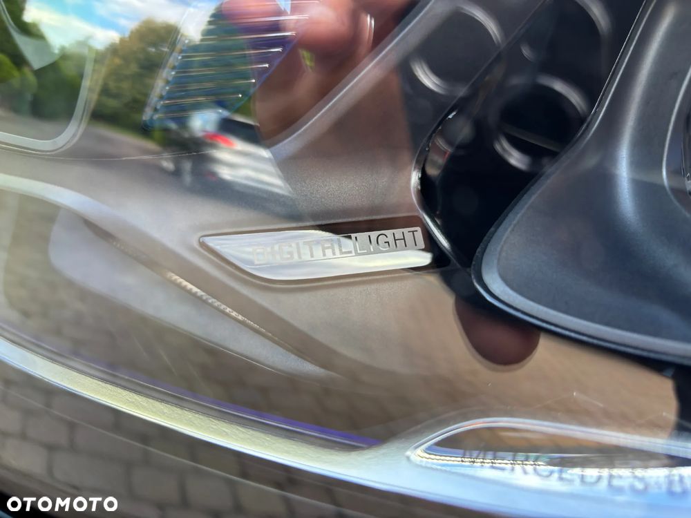 Mercedes-Benz GLC 220 d 4Matic 9G-TRONIC Avantgarde Advanced - 6