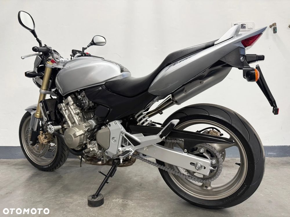 Honda Hornet - 4