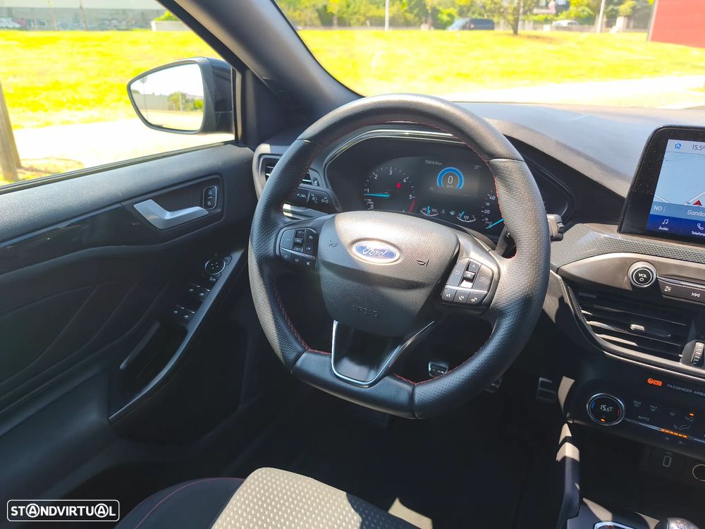 Ford Focus SW 1.5 TDCi EcoBlue ST-Line - 19