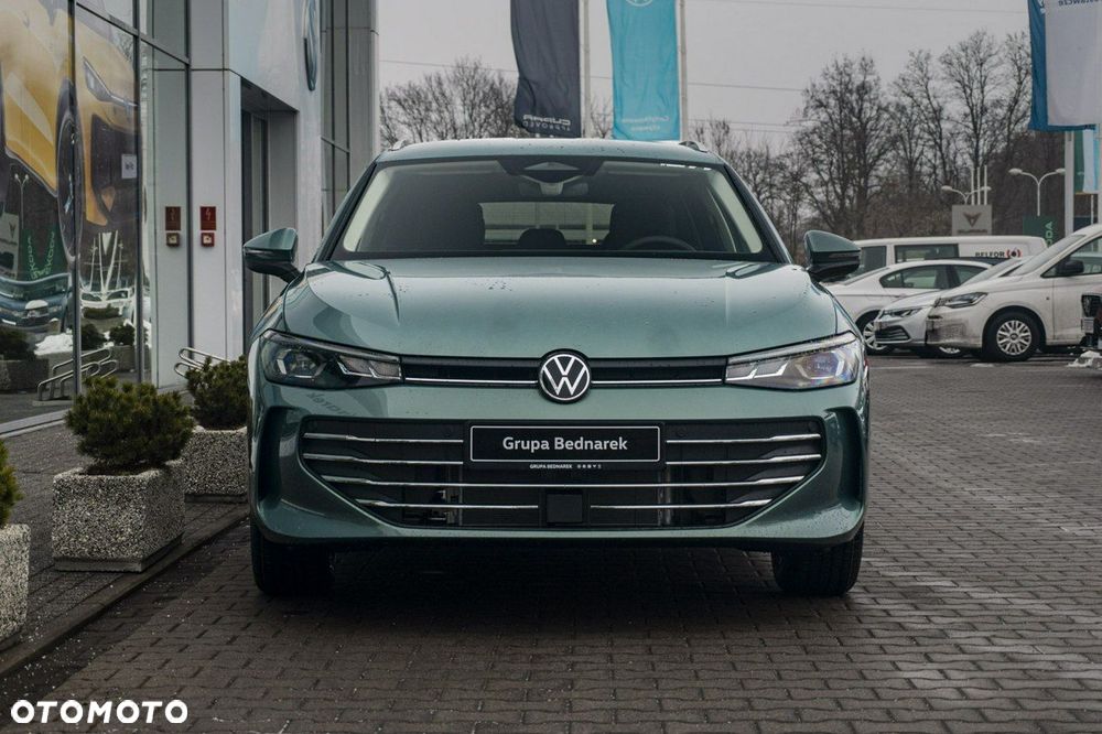 Volkswagen Passat Variant - 4