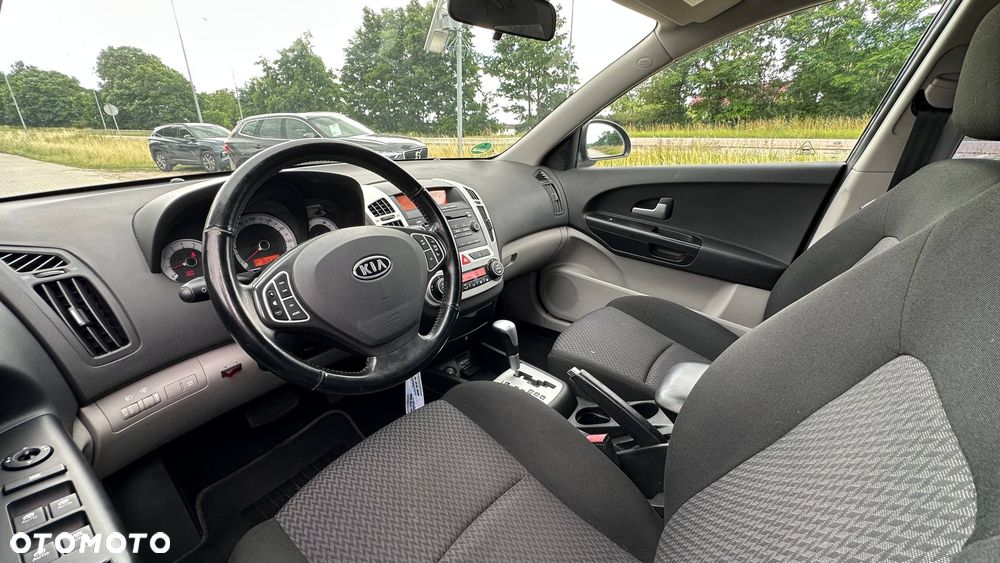 Kia Ceed 2.0 CVVT Automatik Spirit - 27