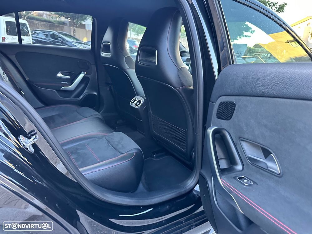 Mercedes-Benz A 200 AMG Line - 34