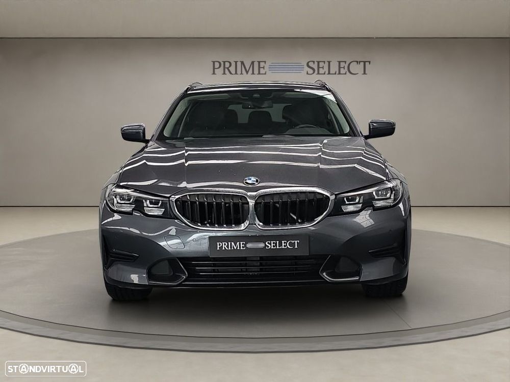 BMW 318 d Line Sport Auto — fotografia 7