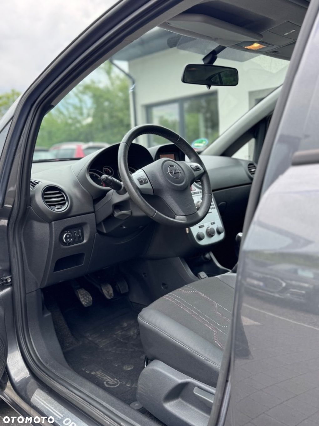 Opel Corsa 1.4 16V Color Edition - 18