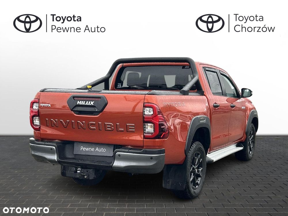 Toyota Hilux 2.8 D-4D Double Cab Invincible 4x4 - 5