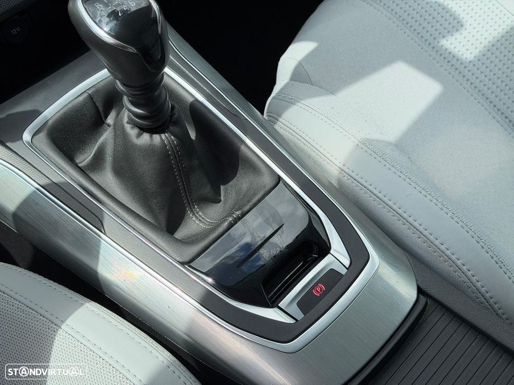 Peugeot 308 1.5 BlueHDi Allure Pack - 18