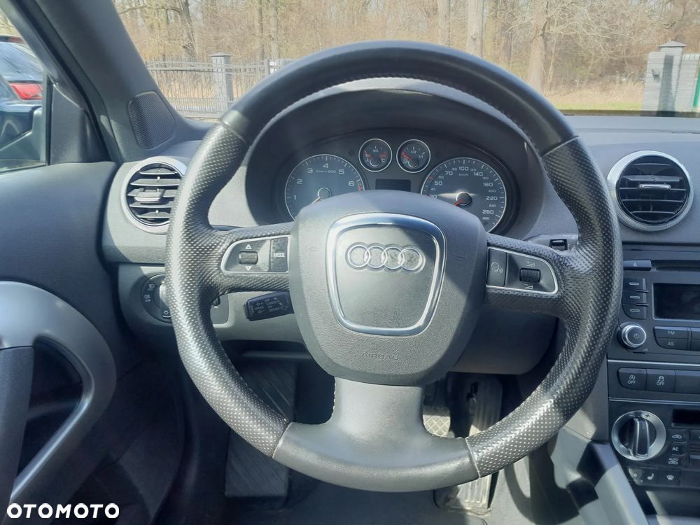 Audi A3 3-drzwiowe 1.4 TFSI Attraction - 13