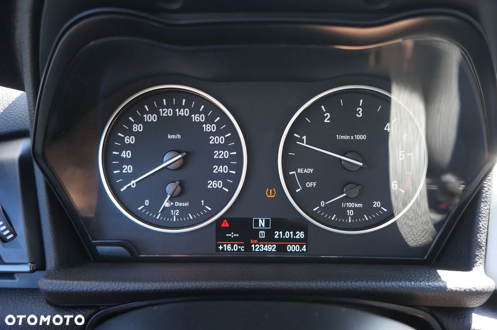 BMW Seria 2 - 24