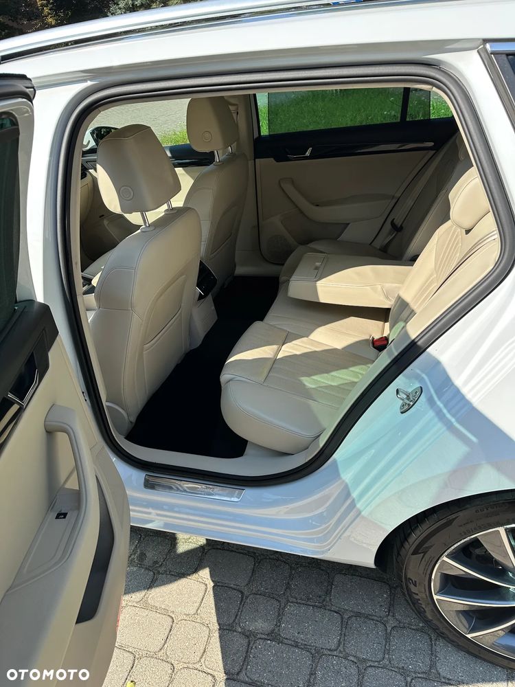 Skoda Superb 2.0 TDI 4x4 L&K DSG - 16