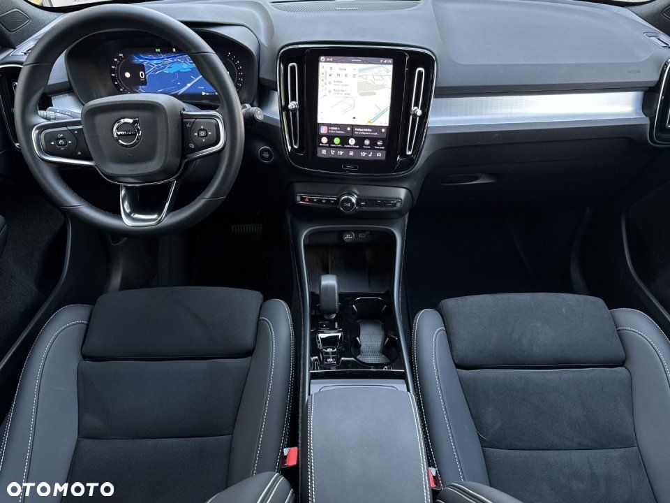 Volvo XC 40 - 22