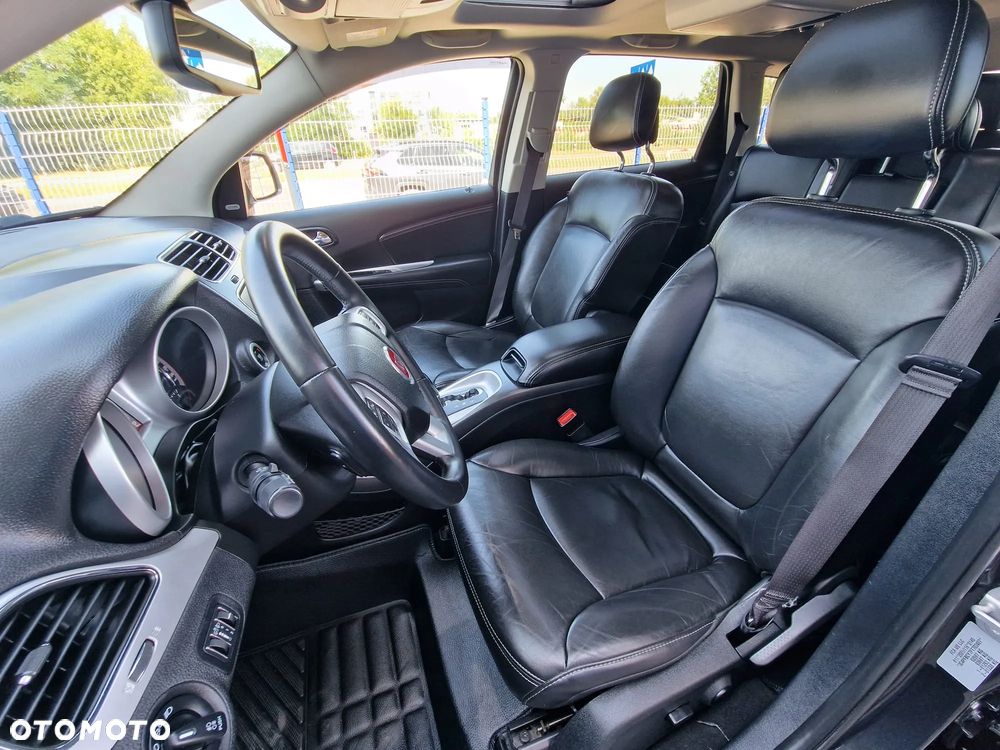 Fiat Freemont 2.0 Multijet 16V DPF Automatik Allrad Black Code - 13