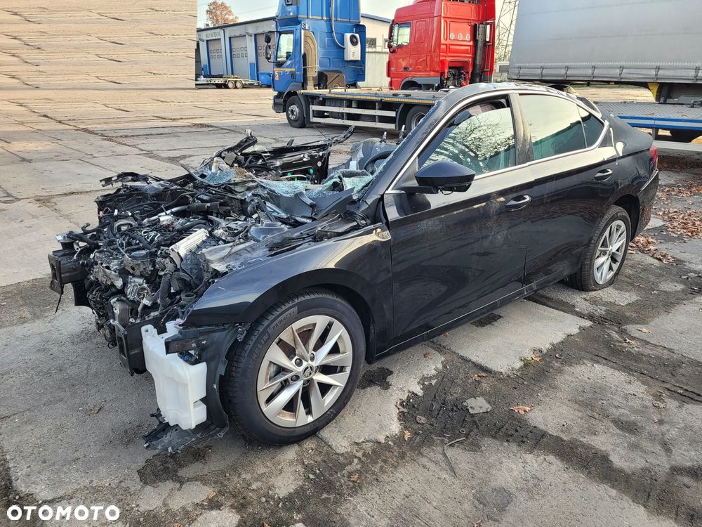 Skoda Octavia 2.0 TDI Selection DSG - 1