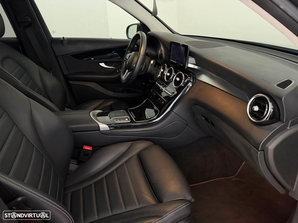 Mercedes-Benz GLC 300 e 4Matic - 8