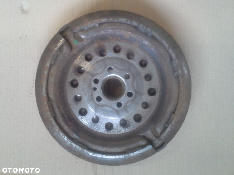 Audi Seat Skoda Volkswagen 1.9 TDi 131KM koło dwumasowe plus sprzęgło - 13