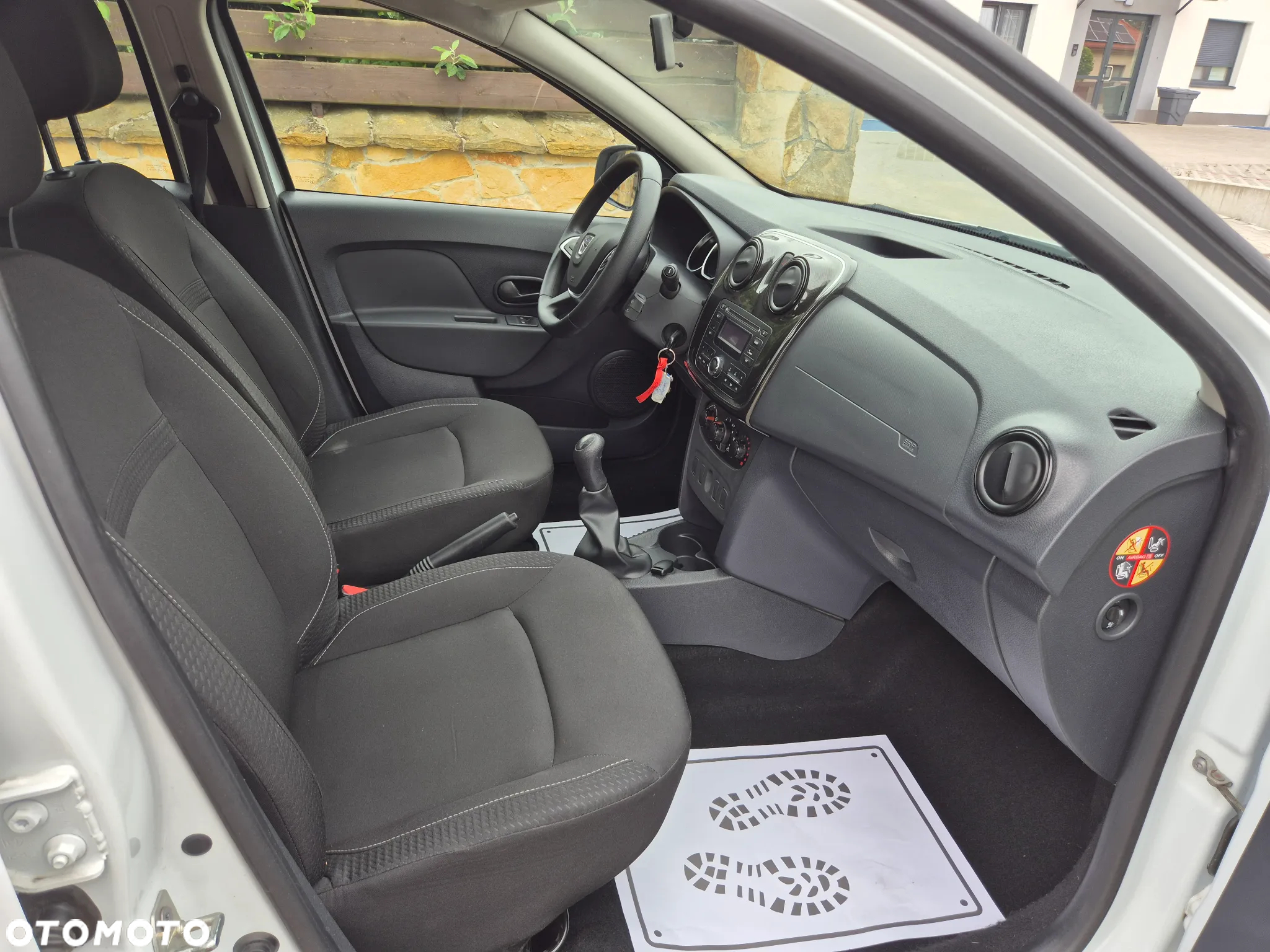 Dacia Sandero SCe 75 Acces - 13