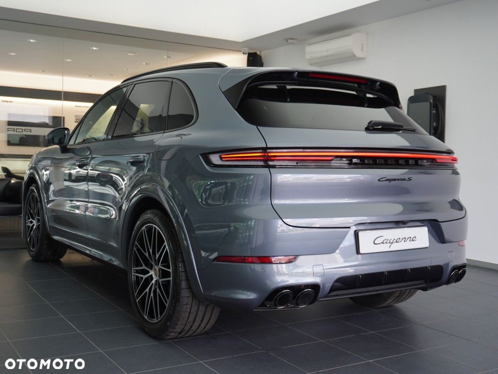 Porsche Cayenne S E-Hybrid PHEV Black Edition - 17