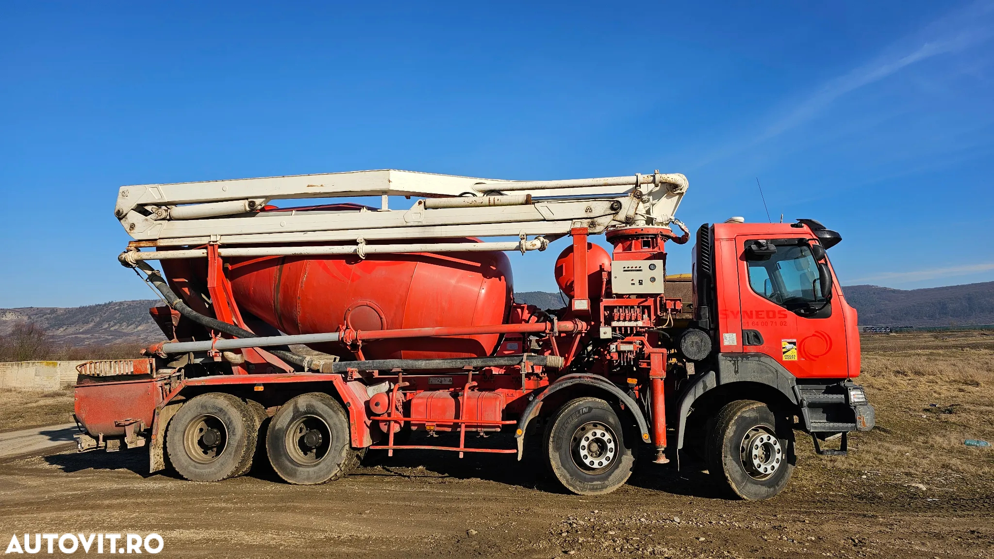 Renault Kerax  430, 8x4 Autobetonieră cu pompă de beton - 10