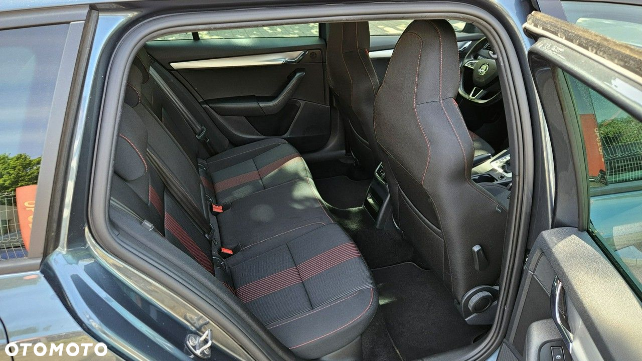 Skoda Octavia - 19