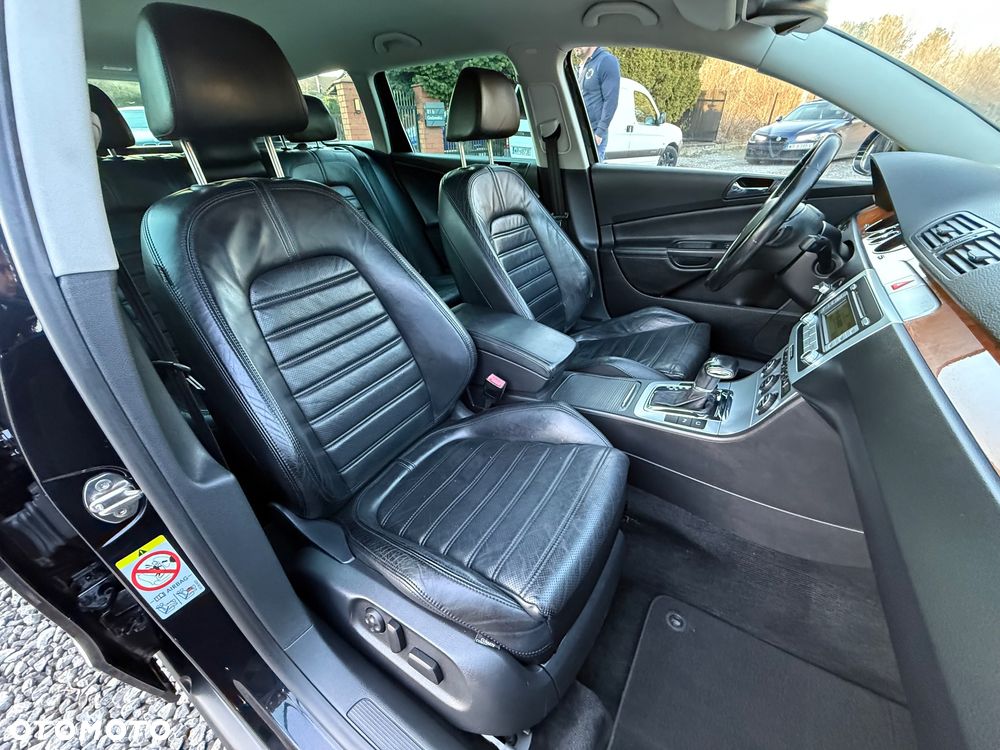 Volkswagen Passat - 26