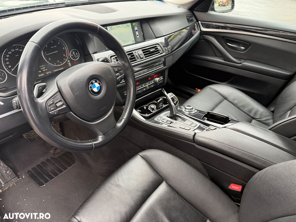 BMW Seria 5 525d xDrive Aut. - 8