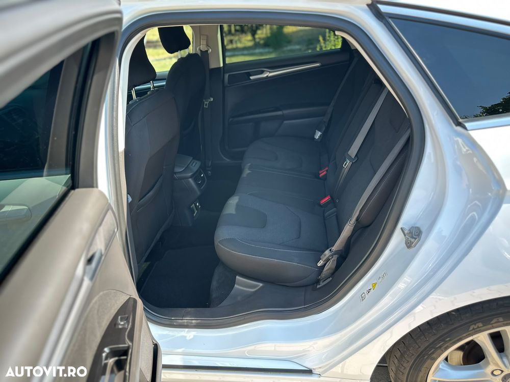 Ford Mondeo 2.0 TDCi Start-Stopp PowerShift-Aut. Vignale - 8