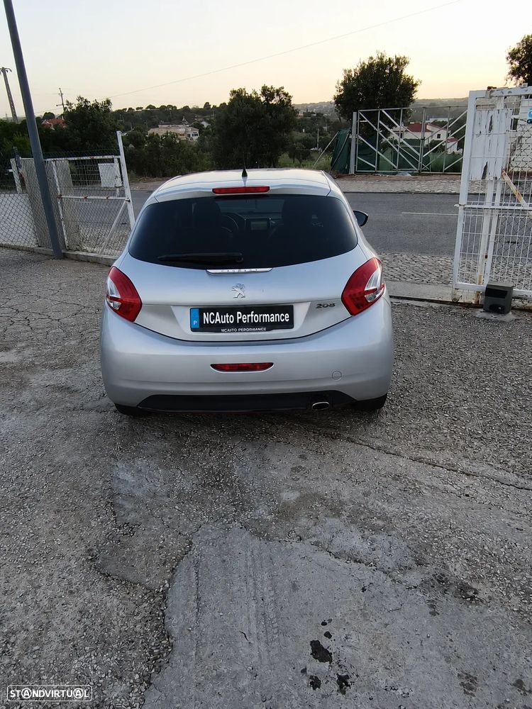 Peugeot 208 82 VTI Active - 2