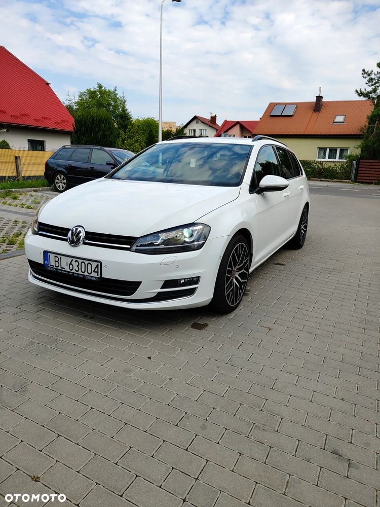 Volkswagen Golf - 2