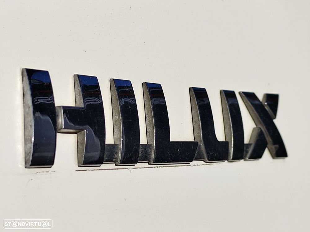 Toyota Hilux 2.4 D-4D 4WD CD CM - 14