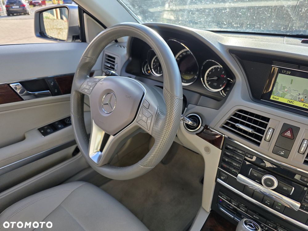 Mercedes-Benz Klasa E - 12