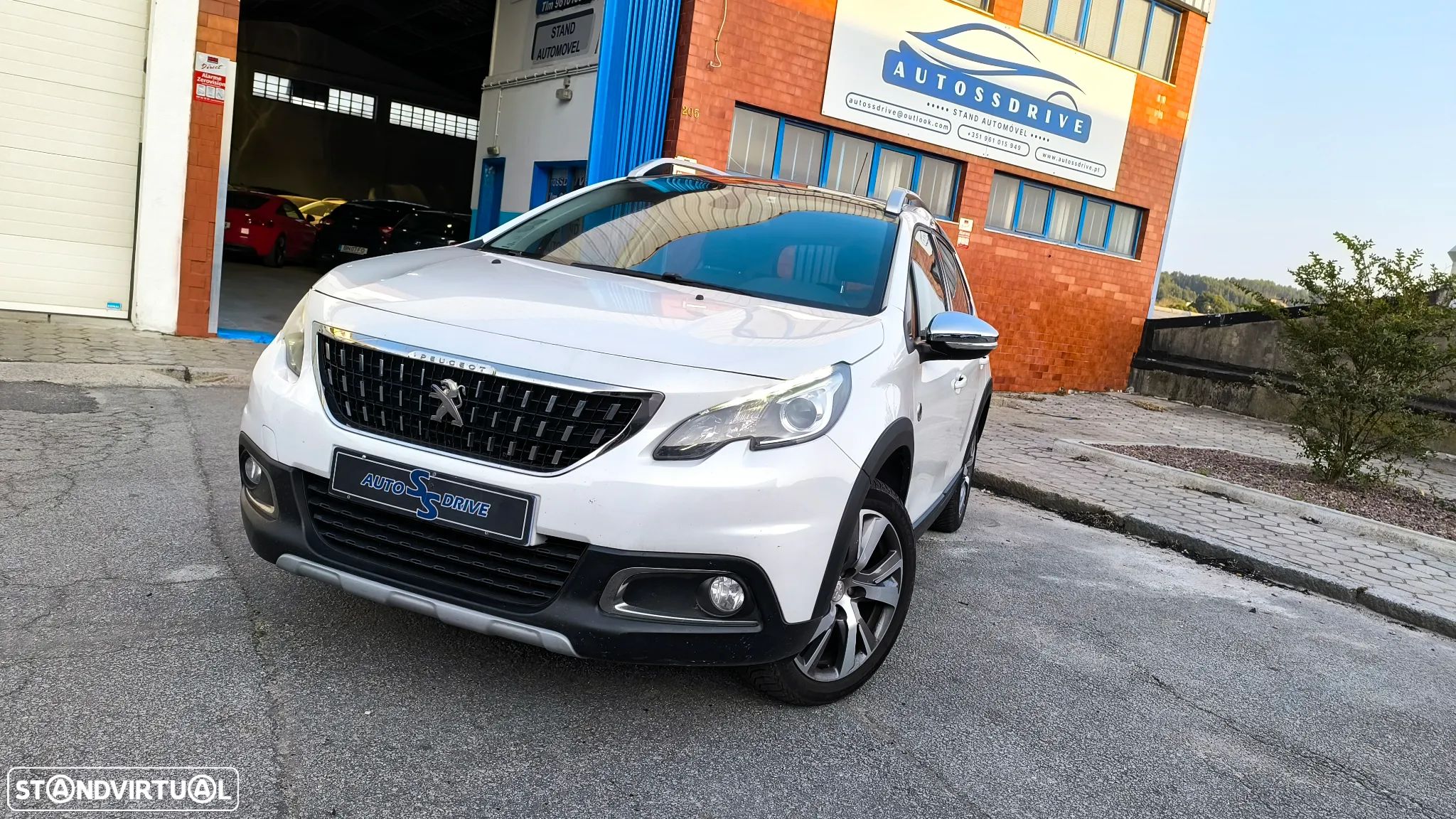 Peugeot 2008 1.6 BlueHDi Crossway - 1