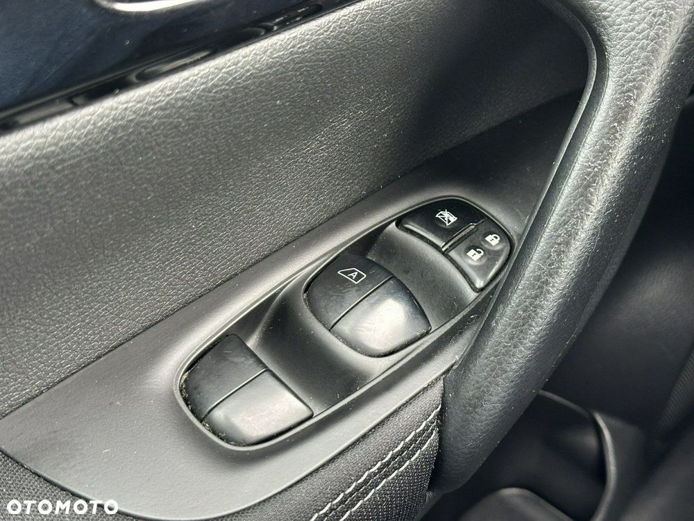 Nissan Qashqai 1.2 DIG-T Acenta - 19
