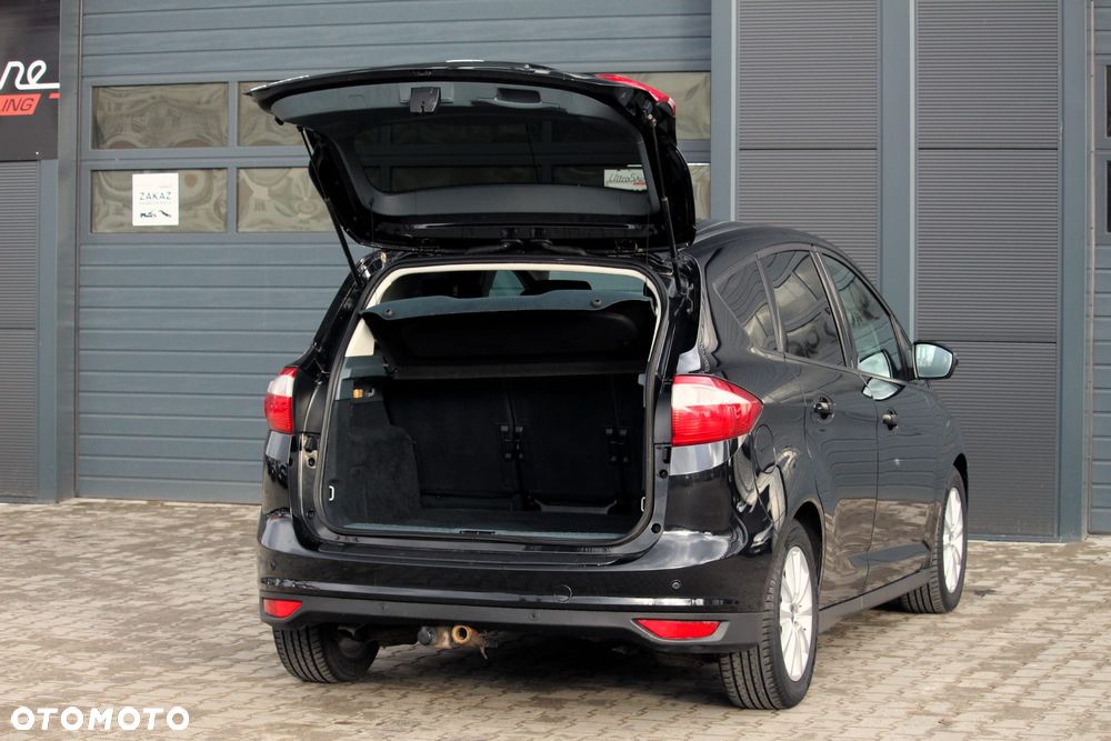 Ford C-MAX - 12